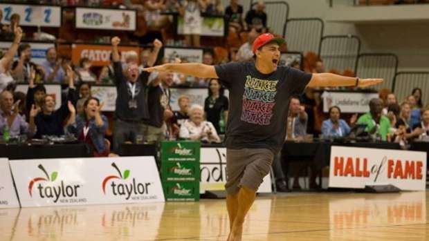 Herb after his winning shot. Photo: Alphapix/alphapix.co.nz