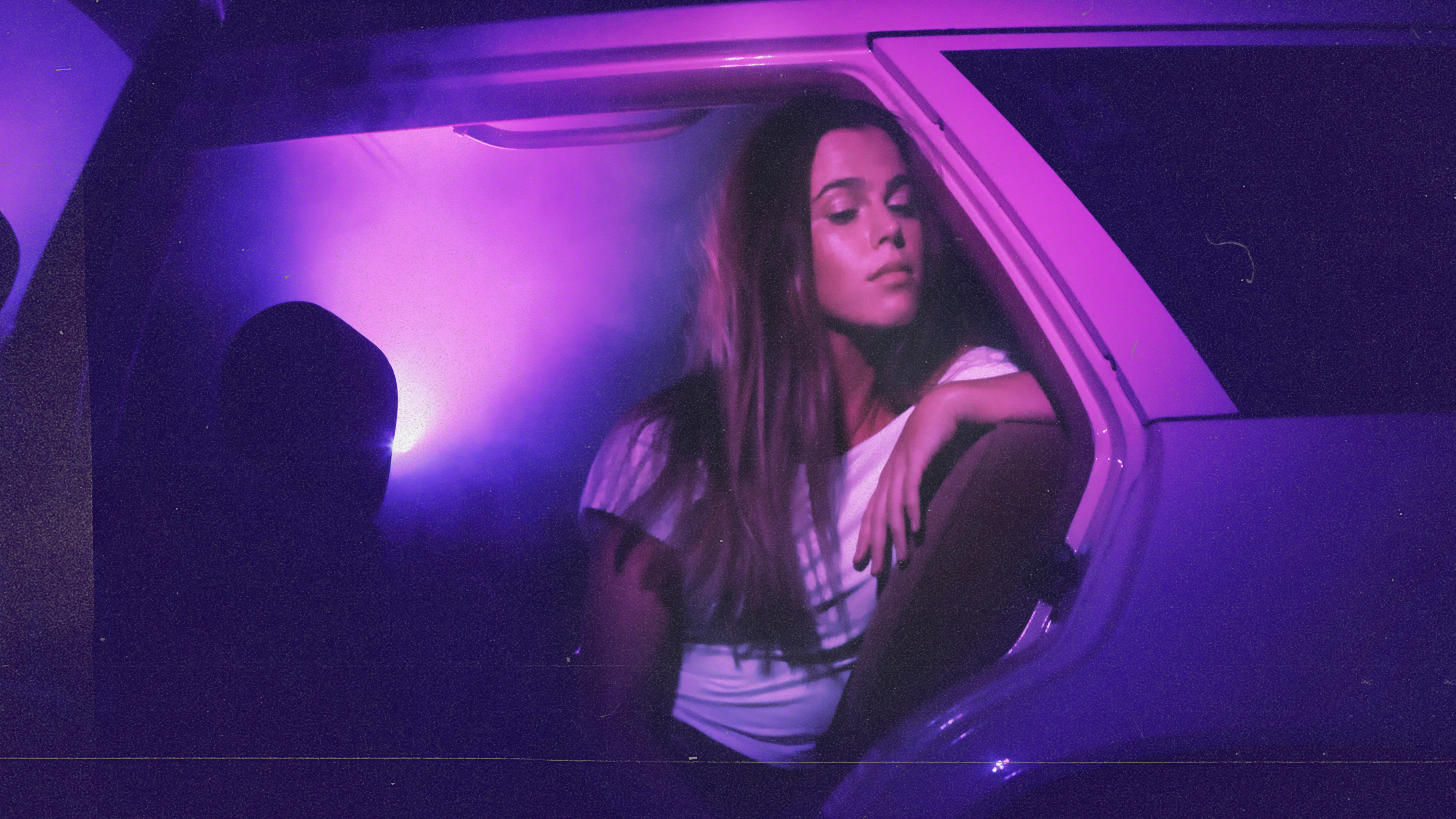 Kiwi singer Cassie Henderson is back with a brand new song and we love it!