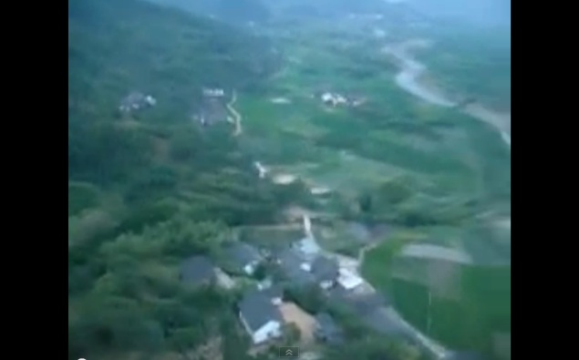 Scottish lads crash an air balloon!