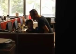 Flynny loves the smell of his new born, so here's how he's 'making friends' on Day 1!