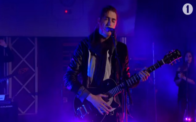 Hozier covers Ariana Grande's 'Problem' and nails it!