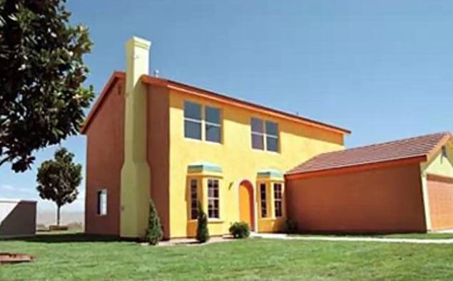 Check Out This Exact Replica Of The Simpsons House check-out-this-exact-replica-of-the-simpsons-house