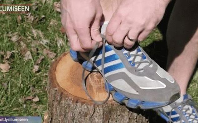 THIS Is What The Extra Shoelace Hole Is For On Your Shoe