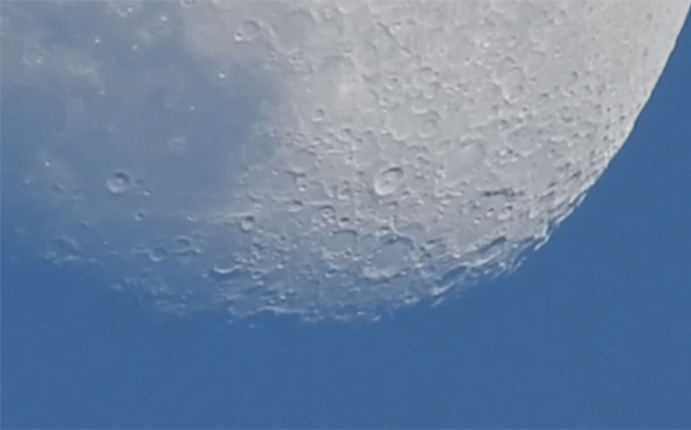 This Awesome Camera Has A Zoom So Ridiculous It Can See The Moon In ...