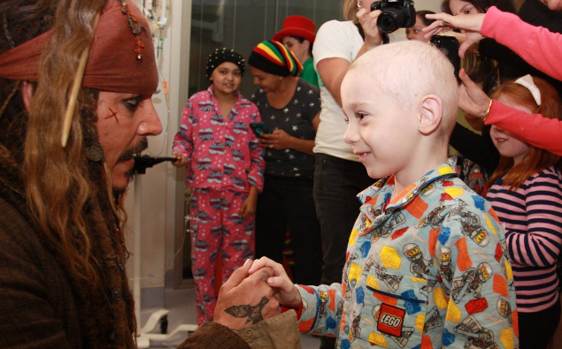 Johnny Depp Surprises Sick Kids As Captain Jack Sparrow