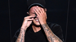 Justin Bieber Bawls His Eyes Out At The MTV VMAs
