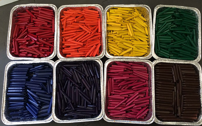 Inventive Father Finds An Amazing Way To Reuse Unwanted Crayons