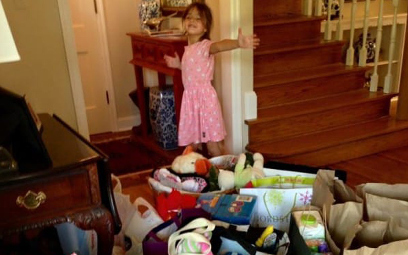 Strangers’ Kindness Helps Struggling Single Dad After His Wife Passes Away