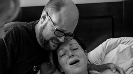 Beautiful Reactions From Dads Seeing Their Babies For the First Time