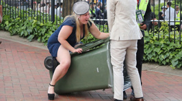 This Kiwi From The Melbourne Cup Is Now An International Celebrity