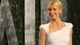 Gwyneth Paltrow shared a photo with her daughter Apple — and they look identical!