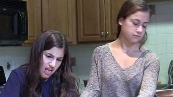 Parents trick daughters with 'pregnant' turkey on Thanksgiving