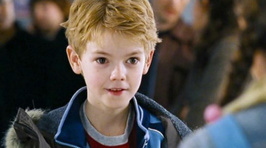 See what the cute boy from 'Love Actually' looks like 13 years on...