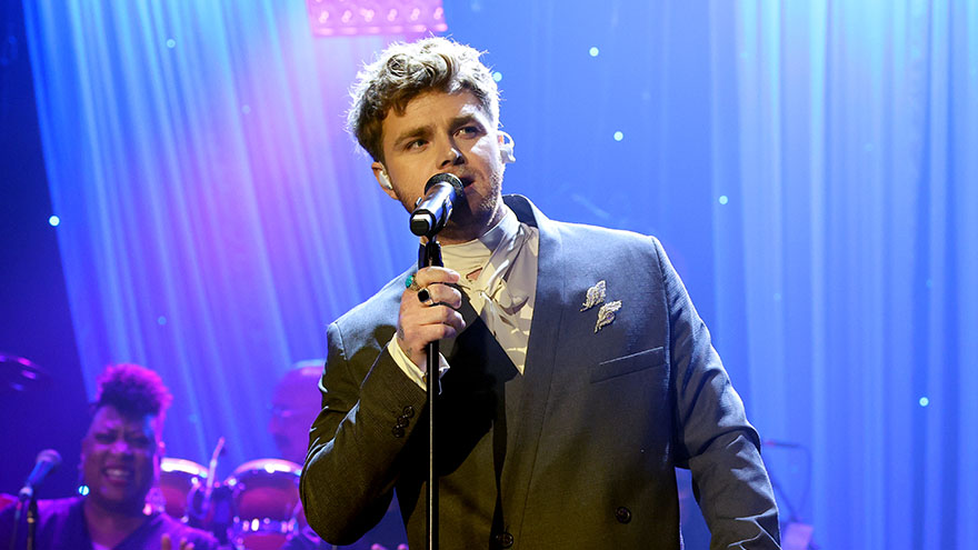 Going to Alex Warren's New Zealand concerts? Here's everything you need to know!