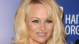 Pamela Anderson is unrecognisable as she steps out in Paris