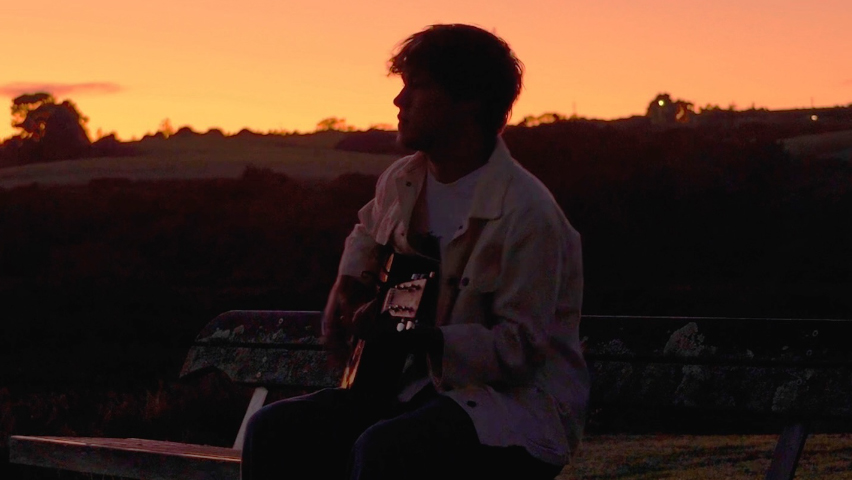 Kiwi star-in-the-making unveils heartwarming new single ‘Lost In Love’