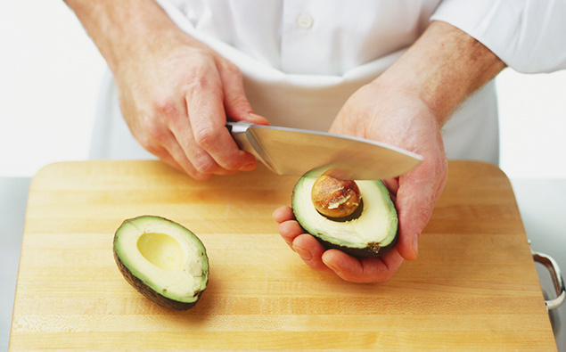 How to avoid the painful 'avocado hand' injury