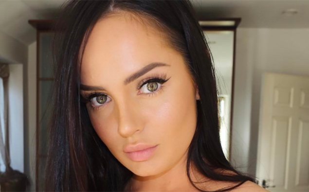 Beauty Blogger Receives The Worst Hair Cut Ever
