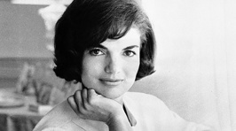 Jackie Kennedy's granddaughter is all grown up... And looks just like her!