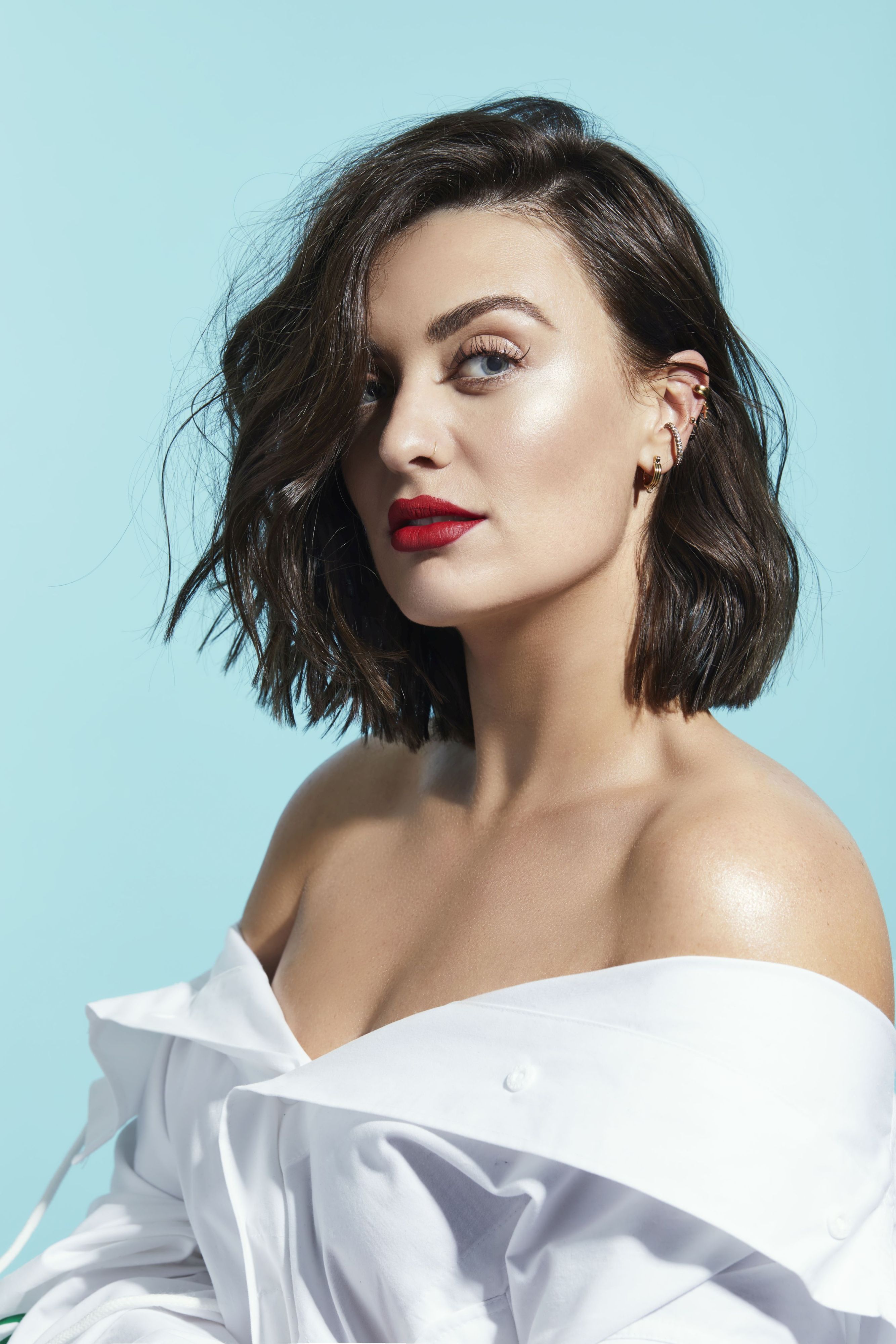 Janine - Don't Love Me