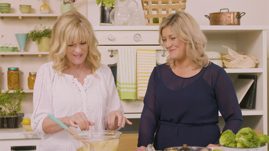 Annabel Langbein and Toni Street make the world’s tastiest chicken salad