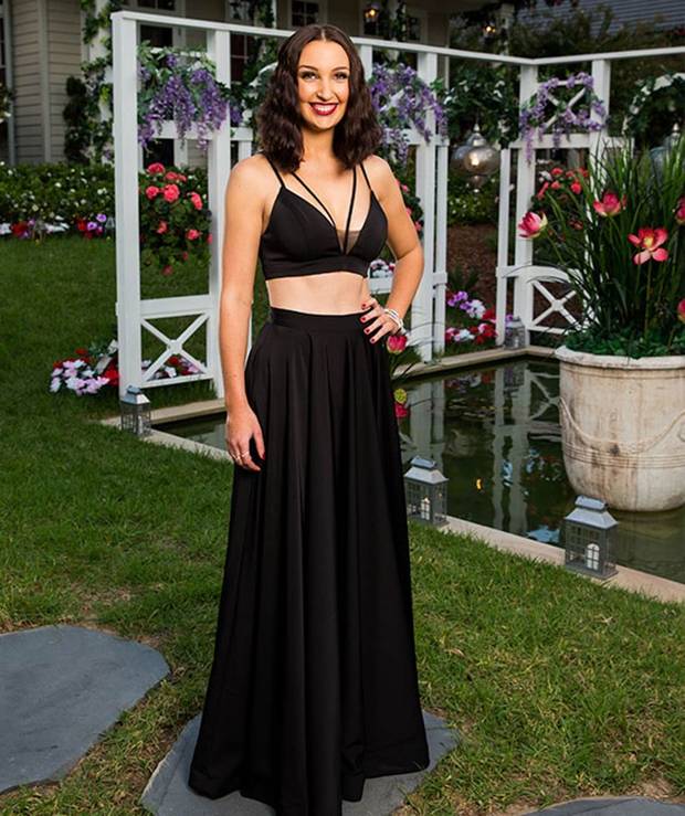 Steph, 23, VIC. The children's entertainer applied because "competing with girls who all have modelling experience is easier than modern dating".