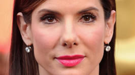 Proof that Sandra Bullock has not aged in the past 25 years!