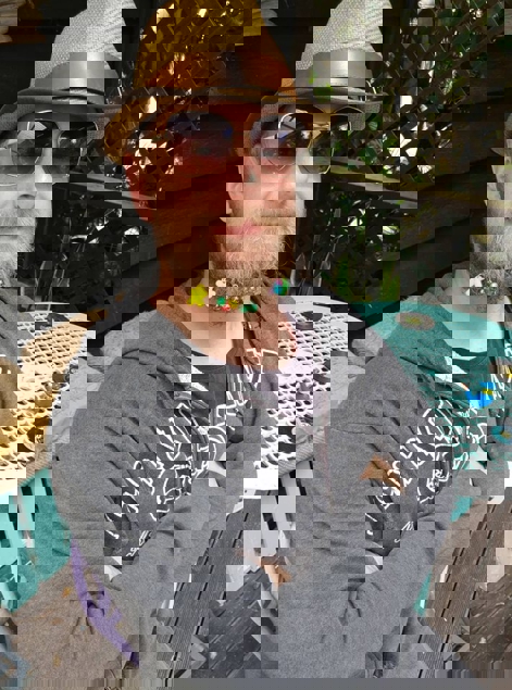 Add sisters sunnies and bronlaws hat with a bottle opener and Christmas Party cozzie is ready hahhaa, brill!