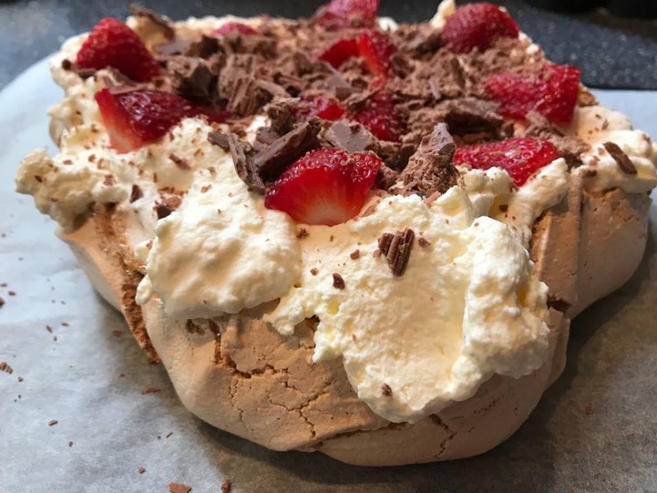 I've topped with cream, strawbs and a smashed up twirl - yummo