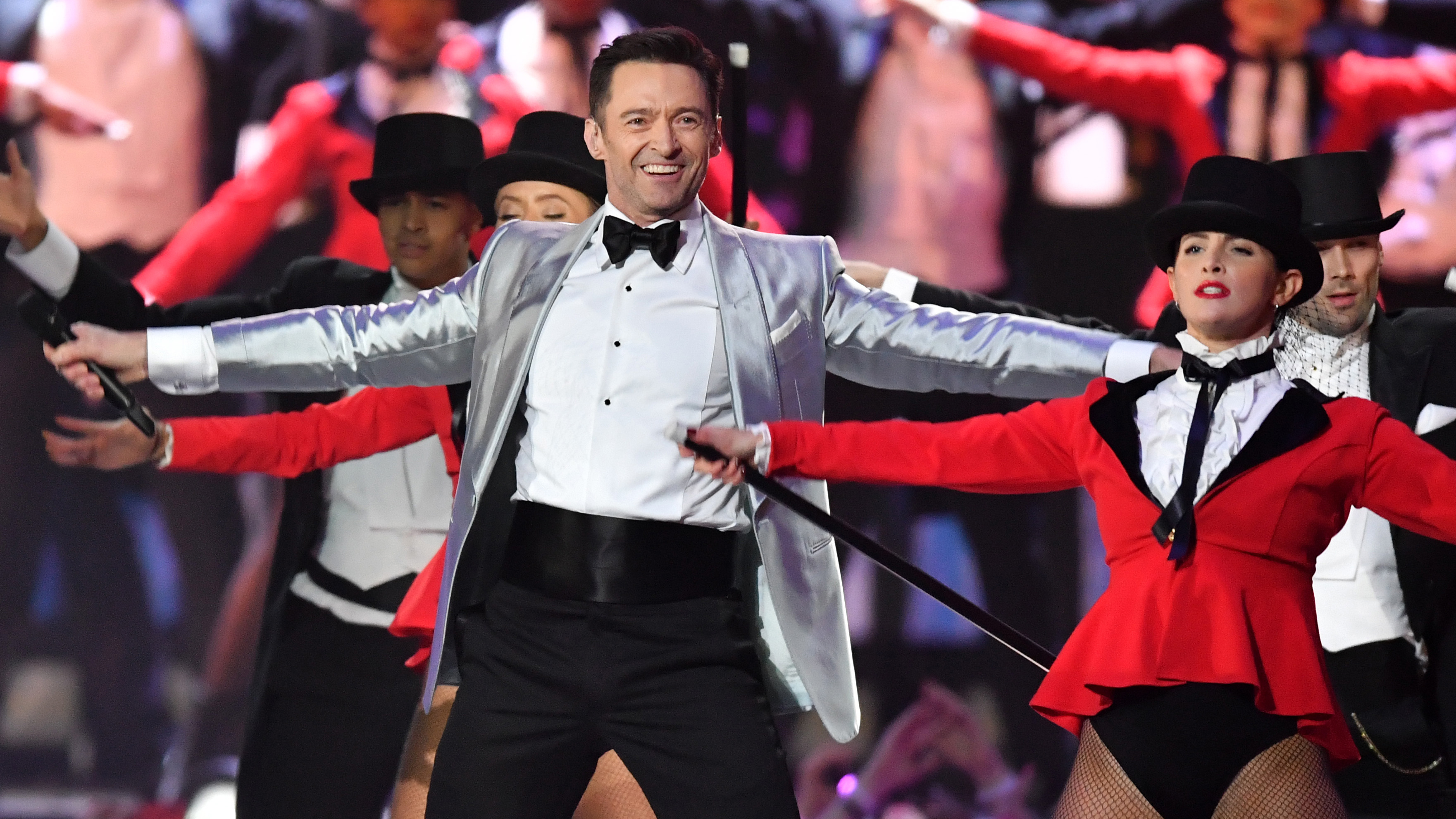 Hugh Jackman wows with EPIC 'The Greatest Showman' performance at the Brit Awards!