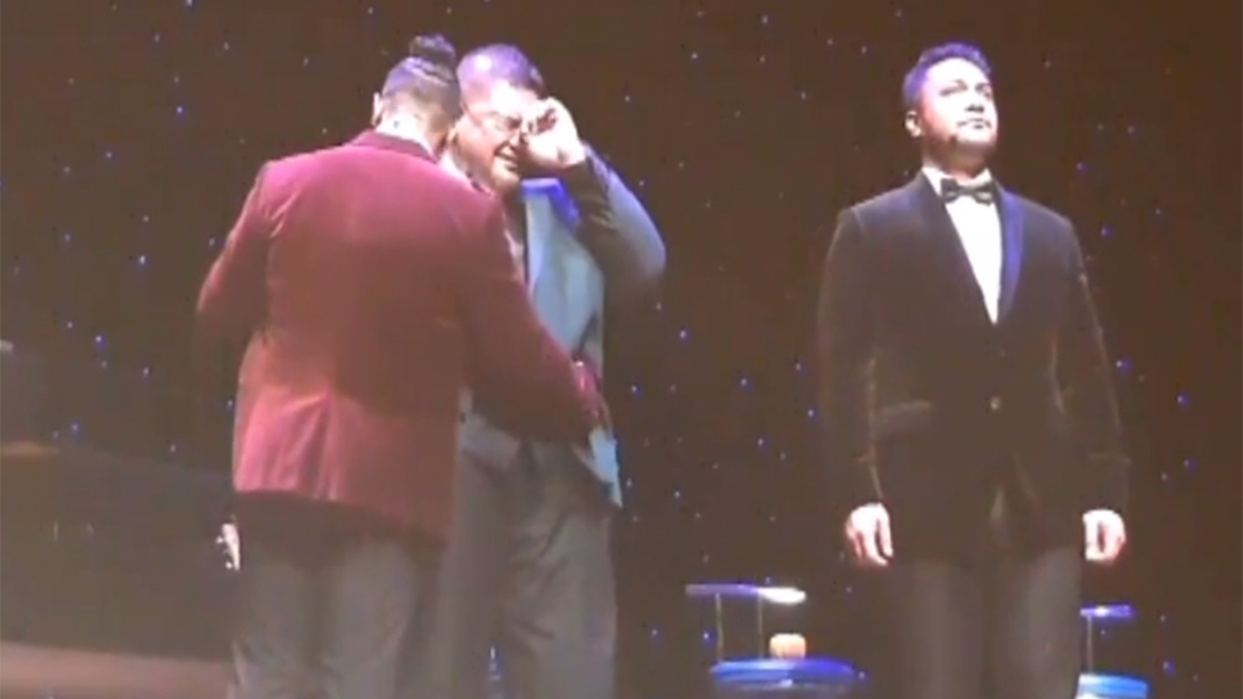 Christchurch Terror Attack: Sol3 Mio breaks down during emotional 'Hallelujah' tribute to victims