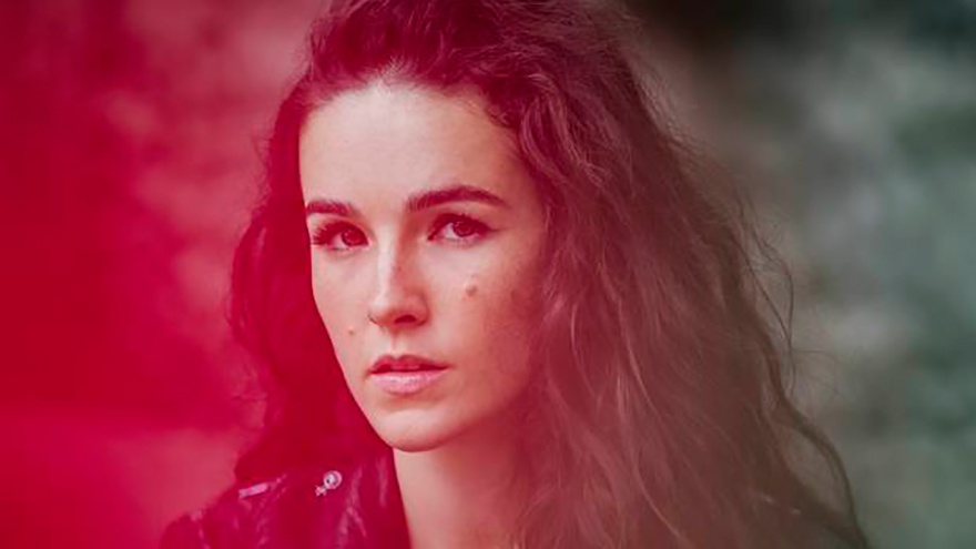 Kiwi singer Robinson reveals her exciting new music move ...