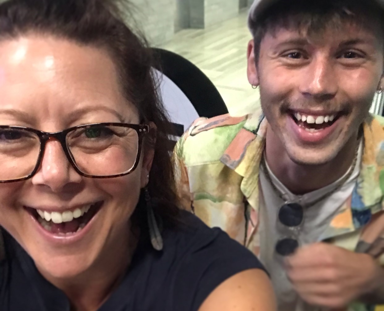 Music Discovery - Ashley Alexander shares how a holiday and abandoned guitar helped him write his new single