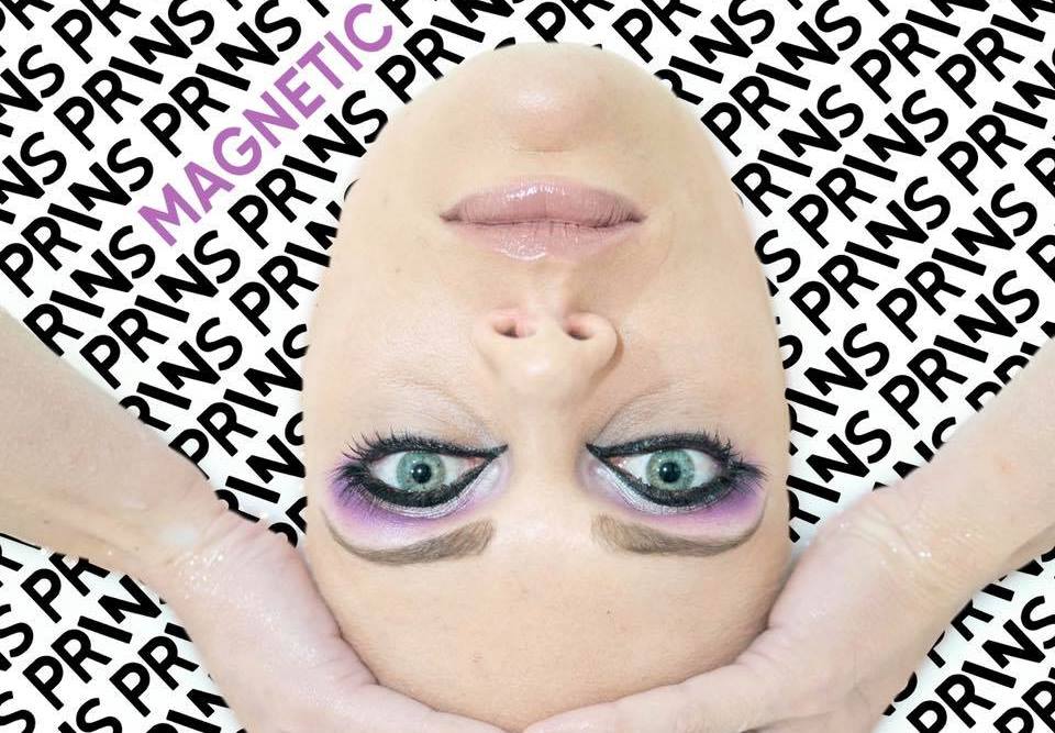 Music Discovery - Buzzing out with Prins hearing her tunes on the radio