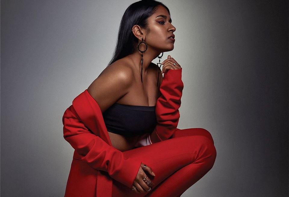 Music Discovery - Estelle talks with Ashy about her new single EGO and friends who give you a heads-up