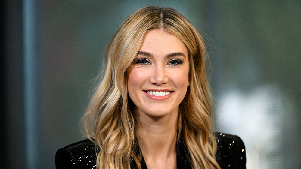 Aussie star Delta Goodrem reveals what it's really like being snapped by the Paparazzi