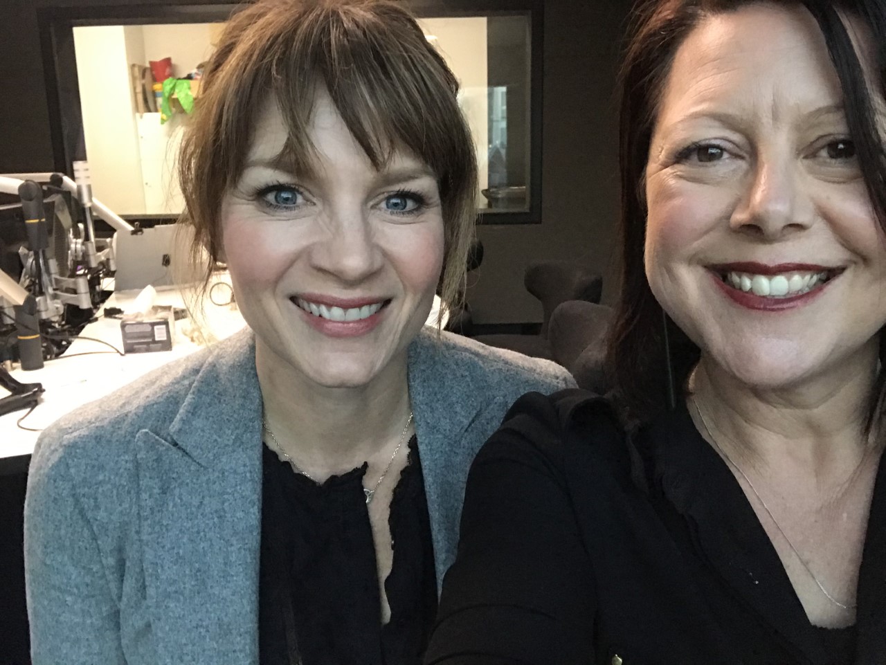 If the thought of getting a new foundation makes you sweaty, Estelle may have the solution!