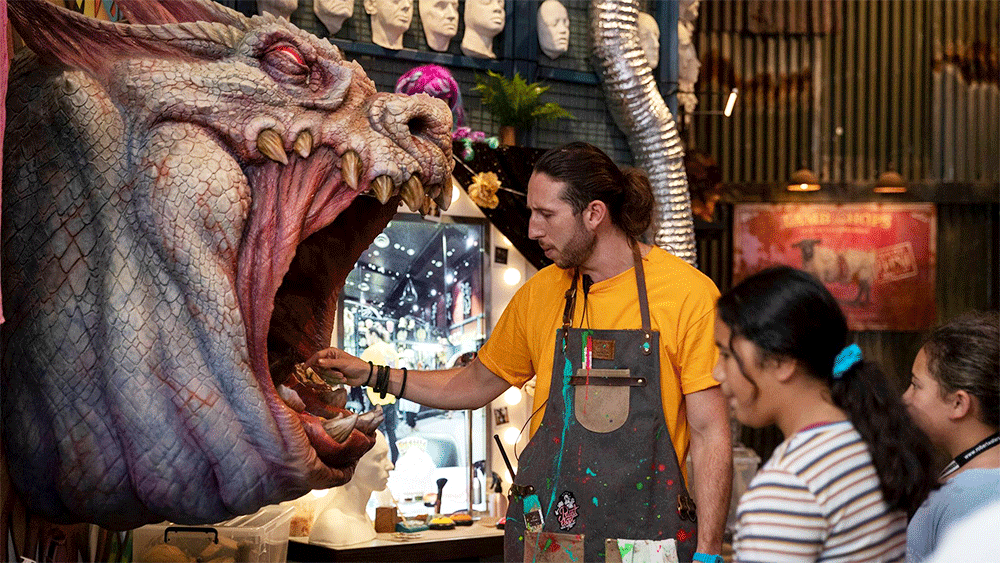 Weta Workshop's Richard Taylor talks special exhibit for Kiwis with Jono and Ben - Vimarsana News