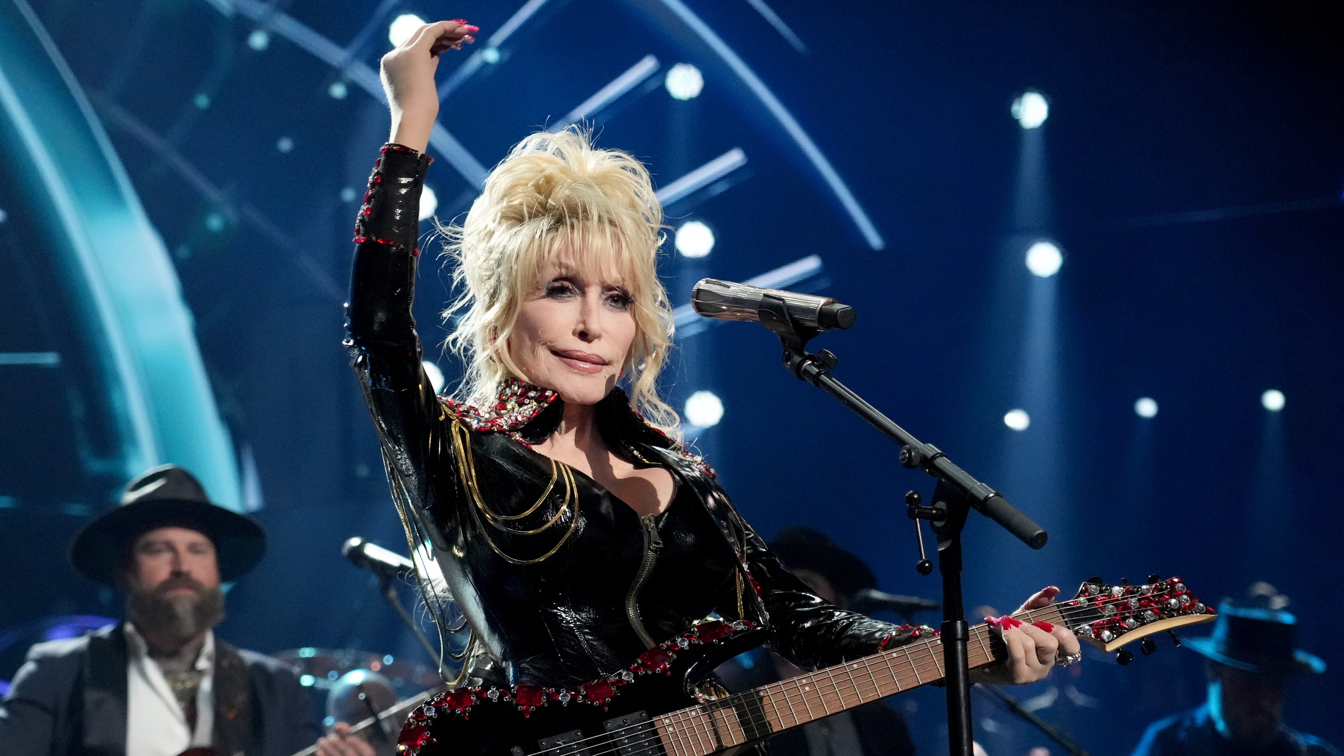 Tributes overflow after Dolly Parton passes away - aged 80