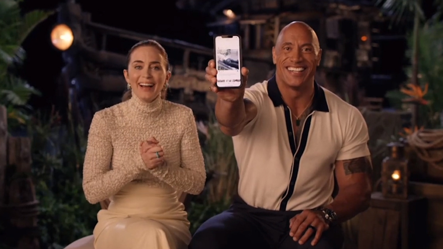 Hilarious reason why Dwayne 'The Rock' Johnson has a photo of Ben's butt on his phone - Vimarsana News