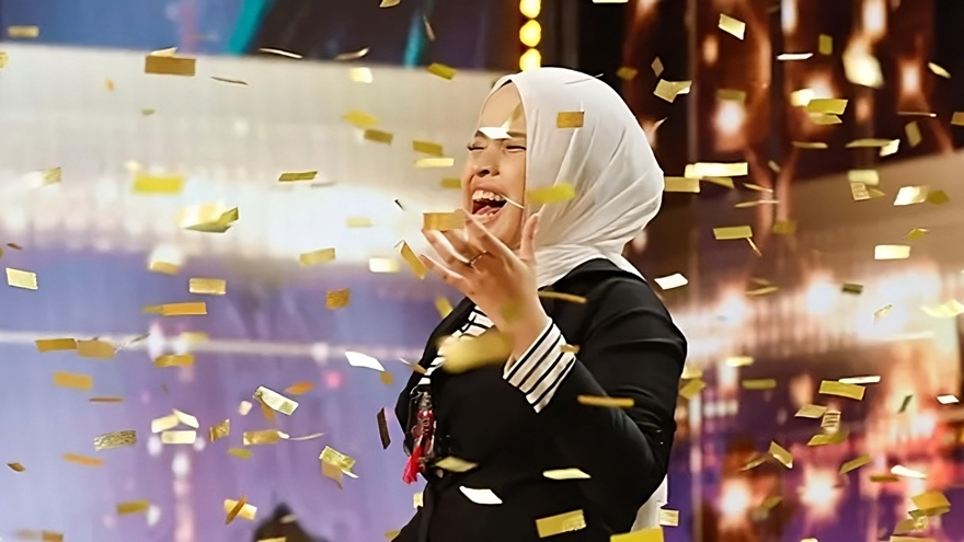 17-year old blind singer leaves 'America's Got Talent' fans in tears