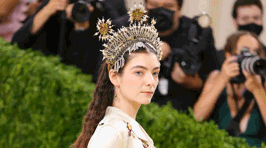 Kiwi singer Lorde and other stars show off their stunning looks at the 2021 MET Gala