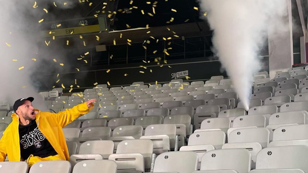 Watch Jono and Ben's hunt for Six60 tickets by playing Musical Chairs in Eden Park - Vimarsana News