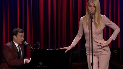 Jimmy Fallon & Gwyneth Paltrow Sing Broadway Versions of Drake, Nicki Minaj and Big Sean