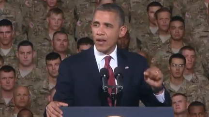 Barack Obama Singing Uptown Funk by Mark Ronson (ft. Bruno Mars)