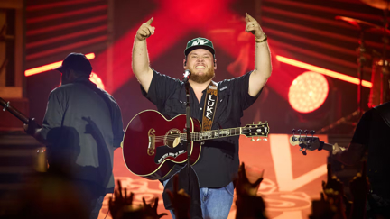 Going to Luke Combs' New Zealand concerts? Everything you need to know!