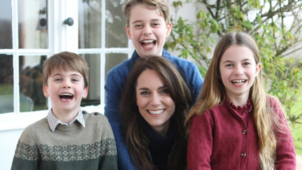 Princess Kate issues apology over Mother's Day photo after 'editing' scandal