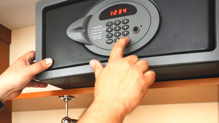 This is the one thing you should always check before you use a hotel safe