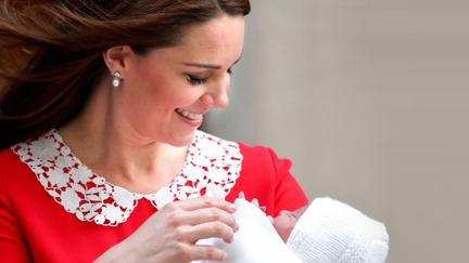 Here's how celebrities REALLY get their post-baby bodies back in shape