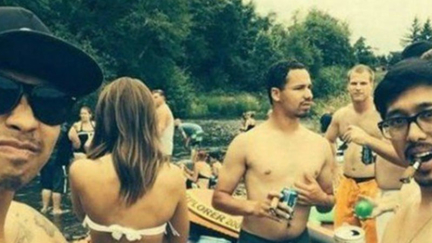 Why this seemingly innocent photo has now been shared thousands of times ...
